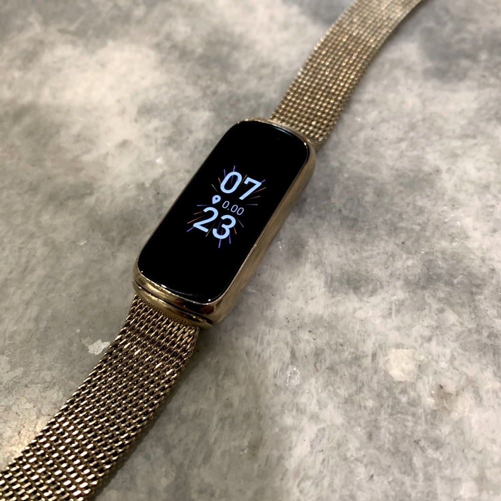 Fitbit Luxe with Fitbit gold mesh band
